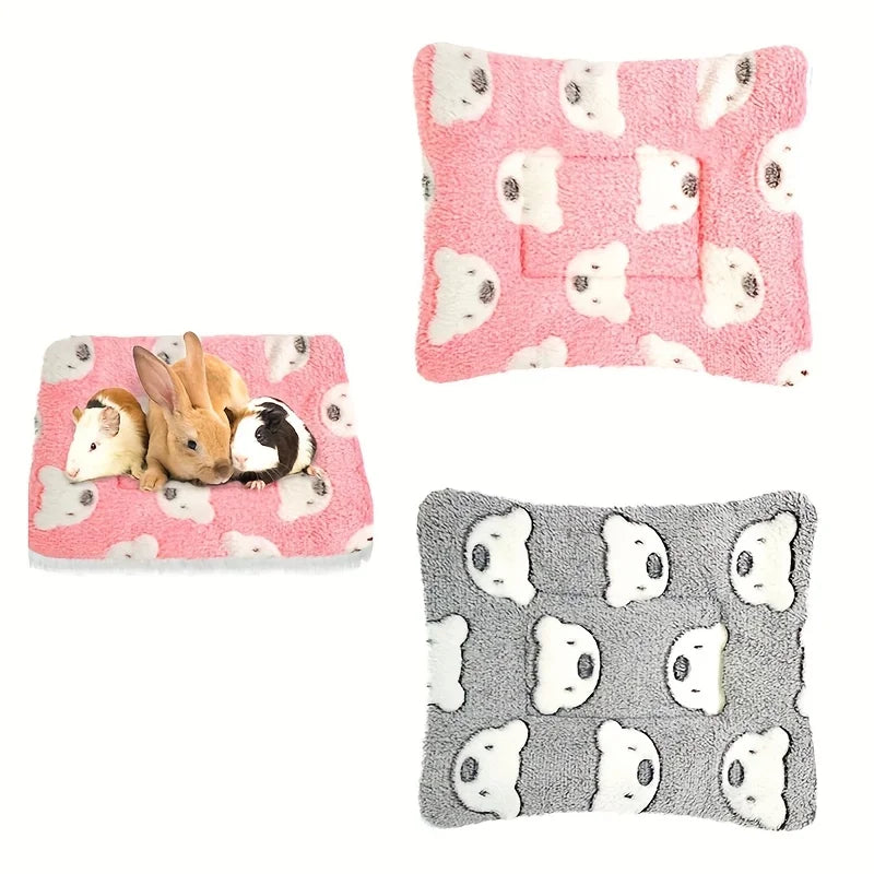 Rabbit guinea pig bed soft rabbit pad warm pad, small animal winter bed sleeping pad, suitable for indoor pet pads Qme