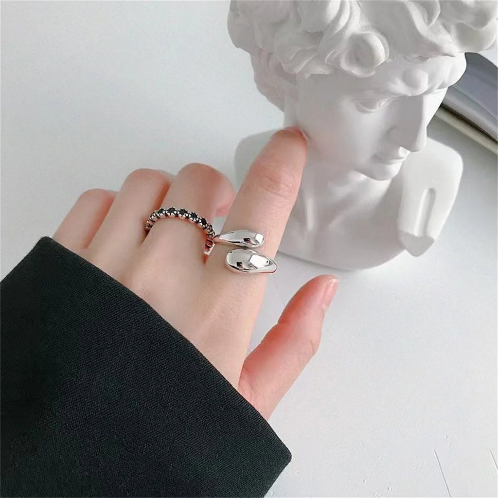 Fashion Simple Wave Ring Stainless Steel Women‘s Vintage Geometric Line Finger Rings Wedding Jewelry Gift for Lover Couple New Qme