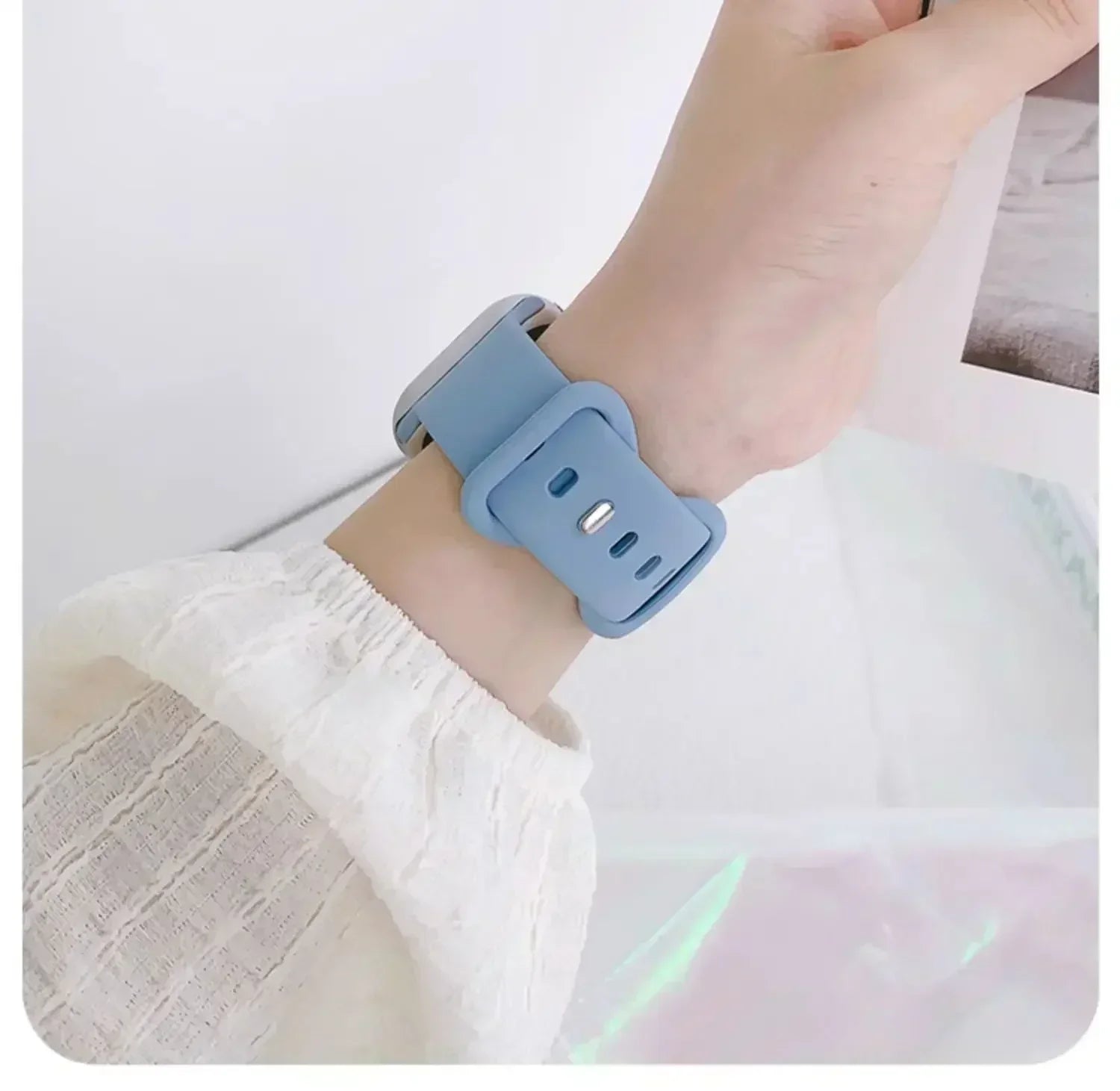 Silicone Band for Apple Watch 10 9 8 7 6 5 4 3 SE Strap for IWatch Ultra 2 49mm 45mm 41mm 40mm 44mm 38mm 42mm 46mm Qme