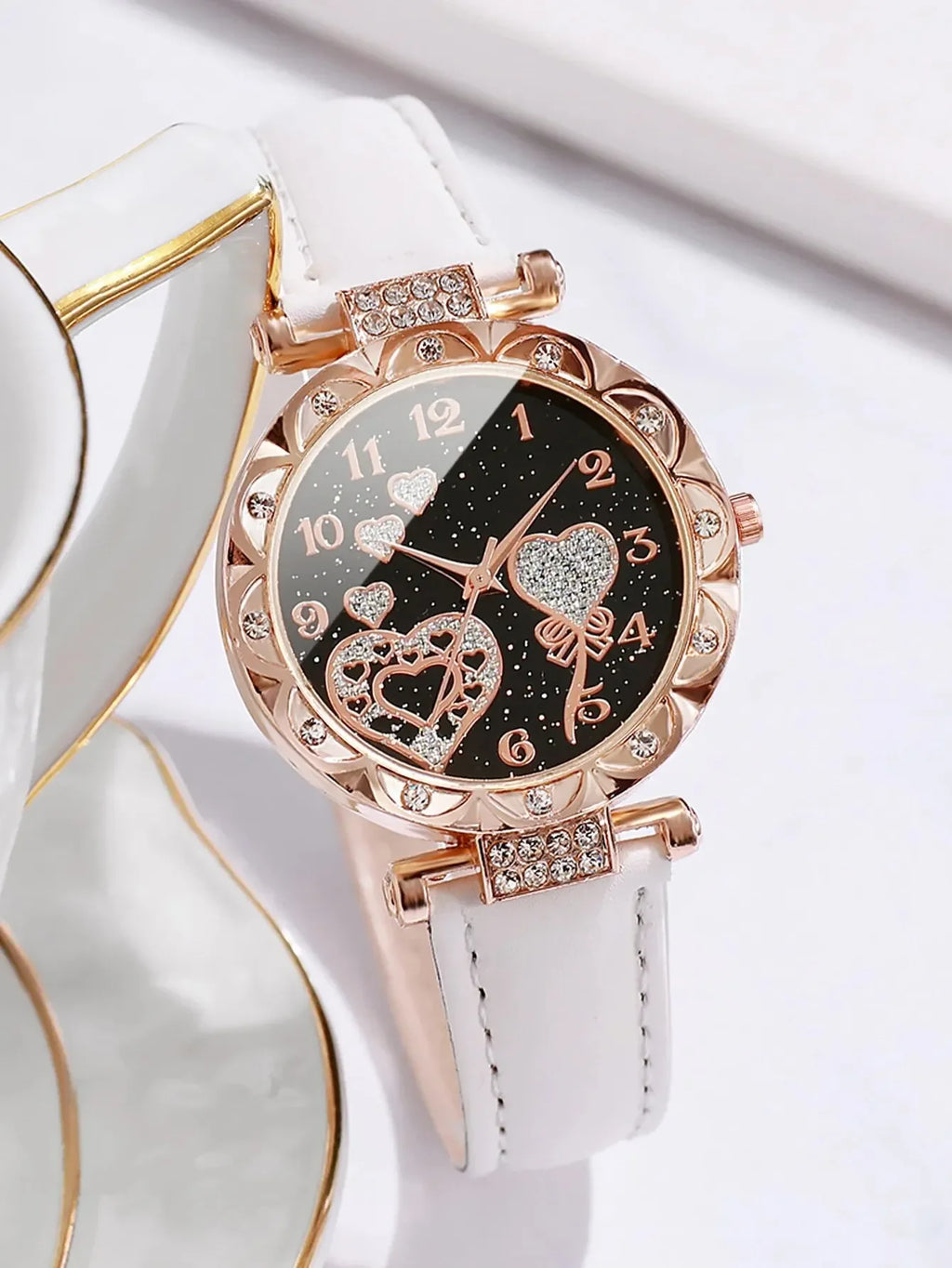 4Pcs Watch Jewelry Set Rhinestone Heart Dial Leather Quartz Watch Pearl Necklace Earrings Bracelet Gift Setwatch Qme