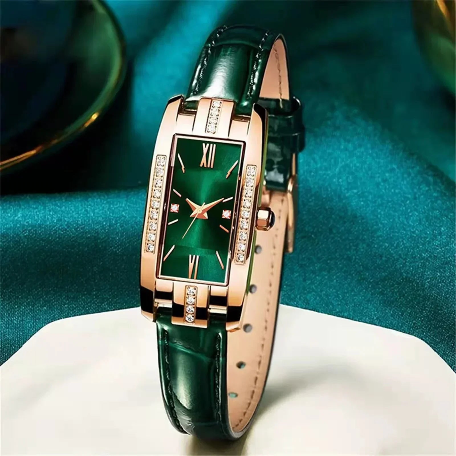 WOKAI high quality classic retro women's belt quartz square green quartz watch Student women's wear clock luxury style Qme