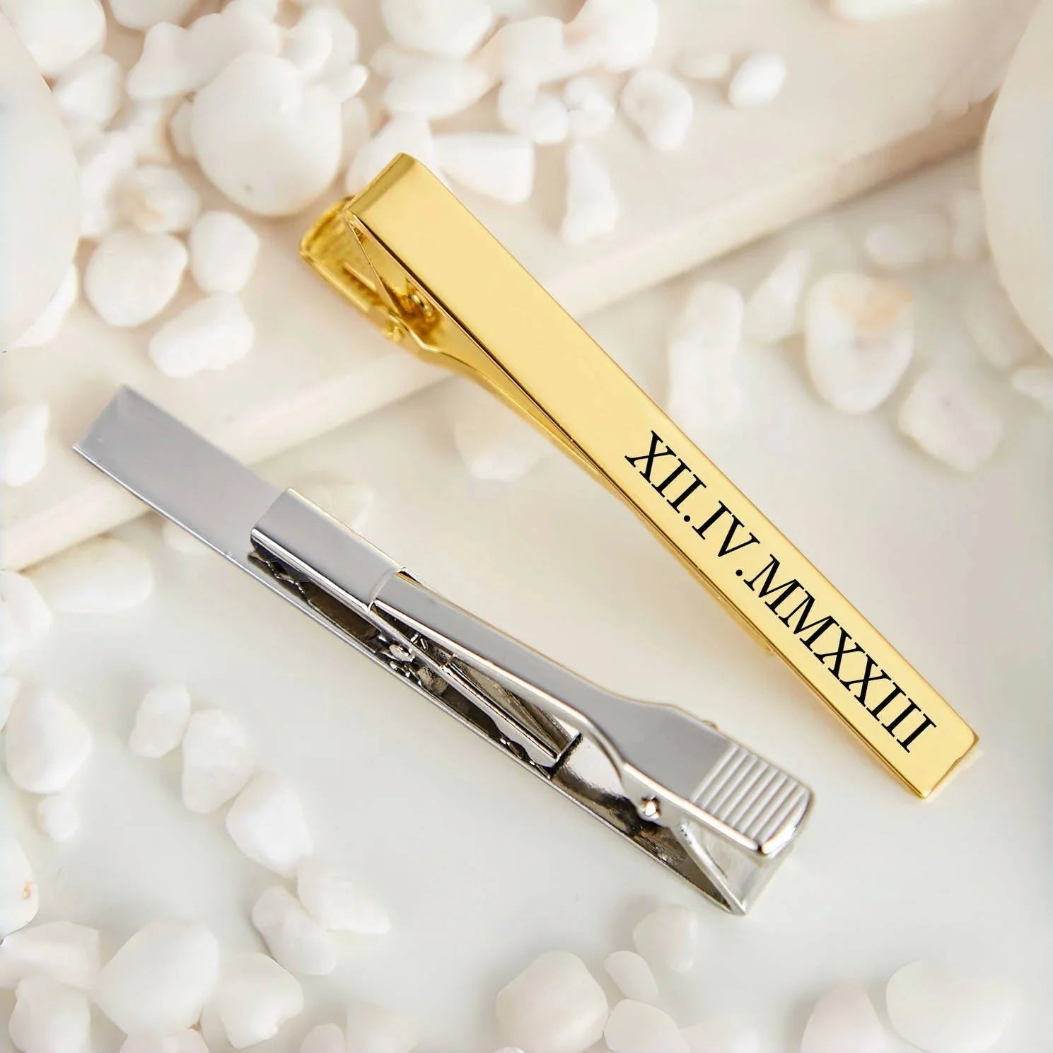 Jeshayuan Personalized Tie Clip Groomsmen Tie Bar Engraved Tie Clip Custom Tie Bar Name Tie Clip For Him Tie Clip Mens Qme