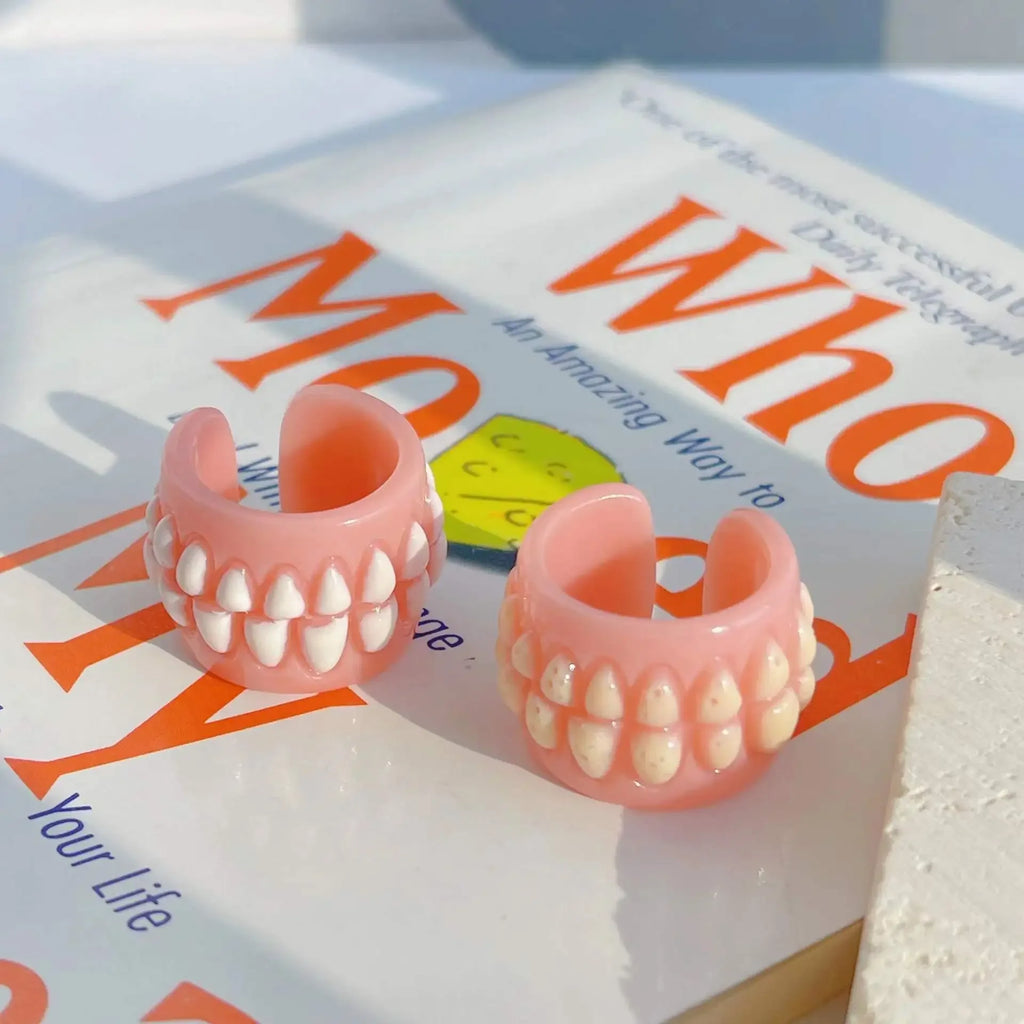 2026 Creative Design Teeth Brackets Lovely Resin Rings for Women Men Open Lover Rings Gothic Ring Jewelry Accessories Gift Qme