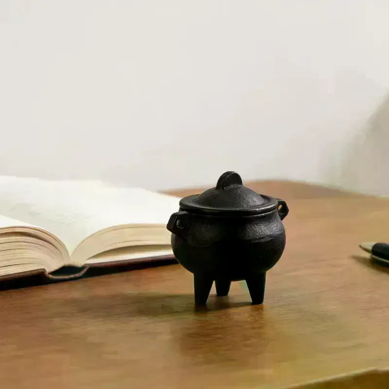 Mini Cast Iron Sandalwood Incense Holder Sage Smudge Pot Burner Home Decor Suitable For Meditation Yoga Halloween Qme