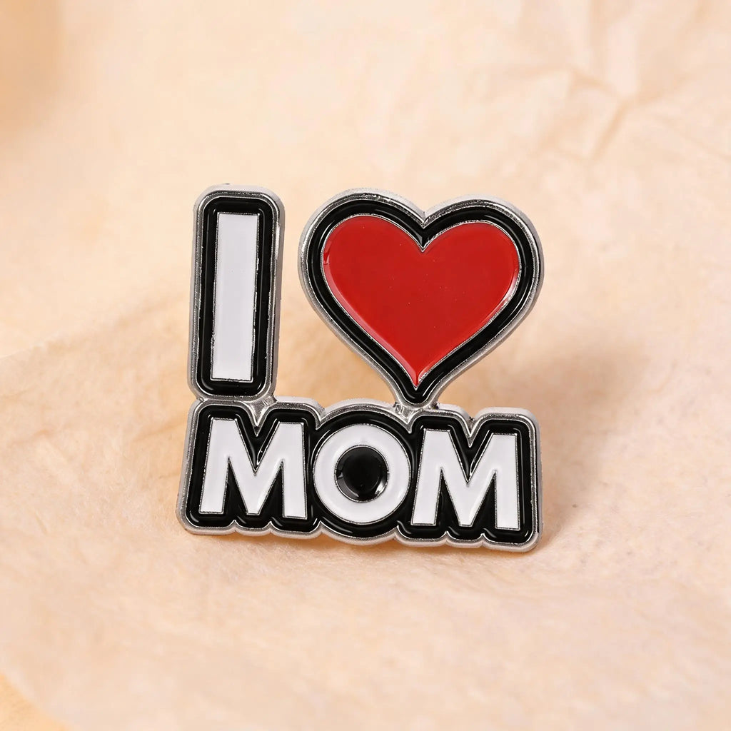 Letter I Love Mom Enamel Lapel Pin Red Heart Brooch Metal Badge Backpack Hat Decoration Jewelry Souvenir Gift for Mothers Qme