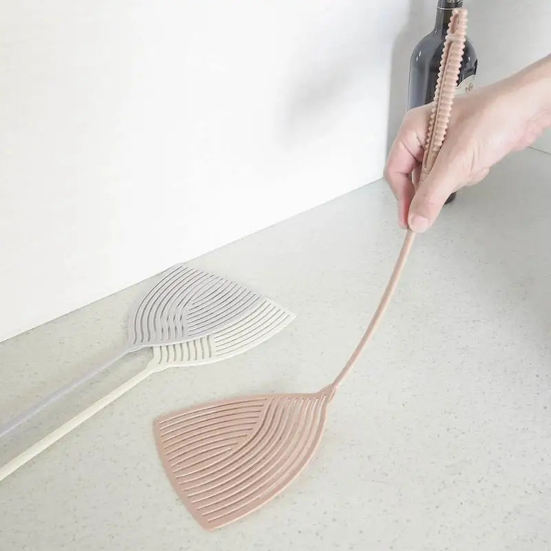 Long Handle Fly Swatter Indoor Outdoor Use Mosquito Pest Control Qme