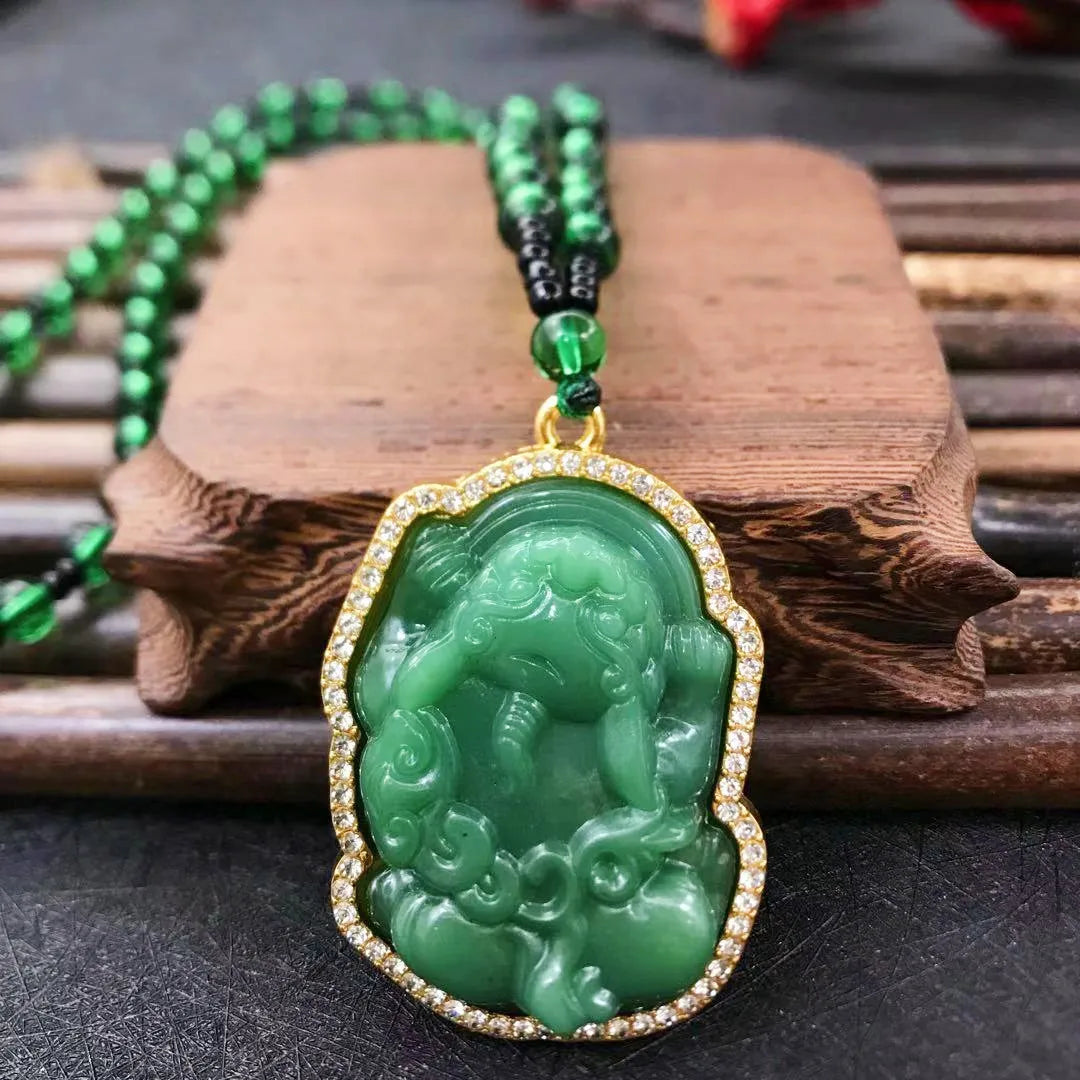 Green Jade Buddha Pendant Necklaces Women Amulet Exquisite Chinese Style Lucky Maitreya Necklace Jewelry New Daily Style Drop Qme brave troops