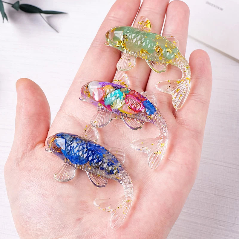 Crystal Stone Gravel Lucky Koi Fish Figurine Resin Mini Quartz Fancy Carp Statue Home Decor Desk Ornament Gift Qme