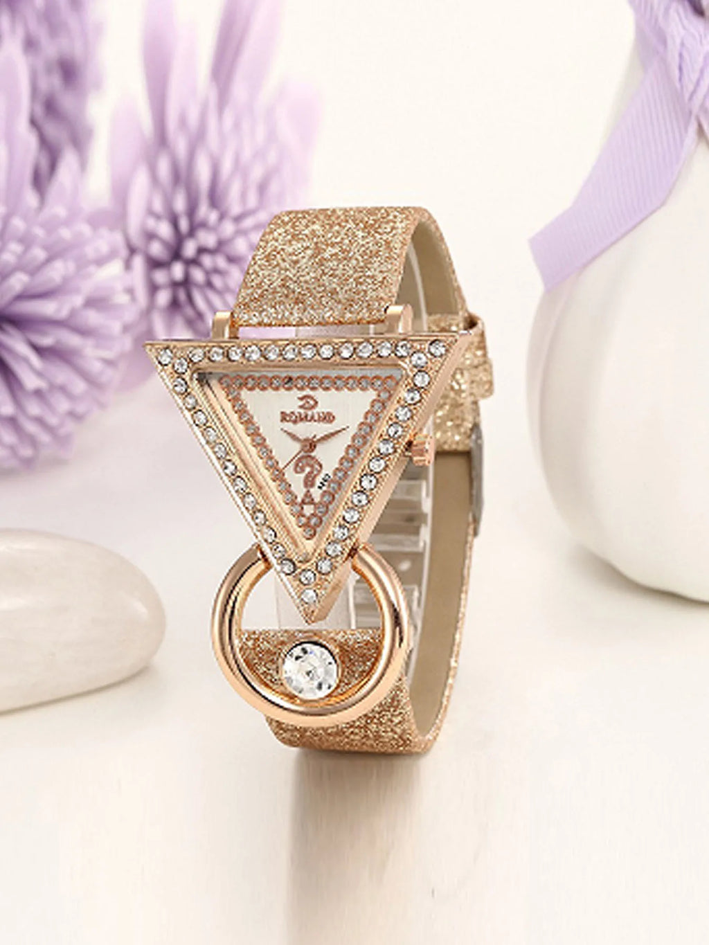 4PCS Set Woman Bracelet Watches Ladies New Fashion Triangle Crystal Leather Quartz Watch For Girls Gift Reloj Mujer Wristwatches Qme