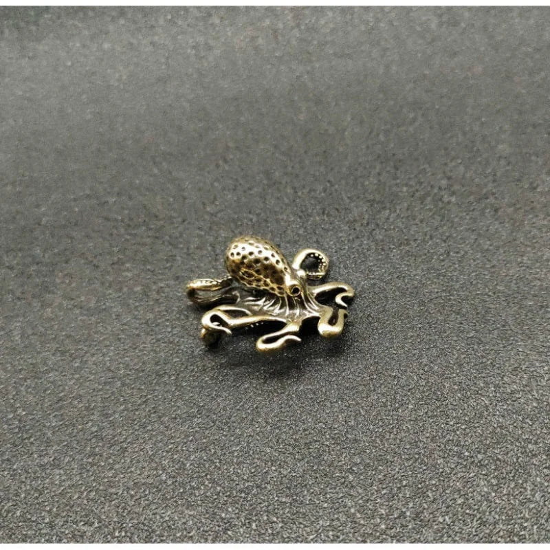 Brass Octopus Home Decoration Antique Copper Animal Figurines Miniatures Desk Ornament Accessories Creative Table Tea Pets Craft Qme