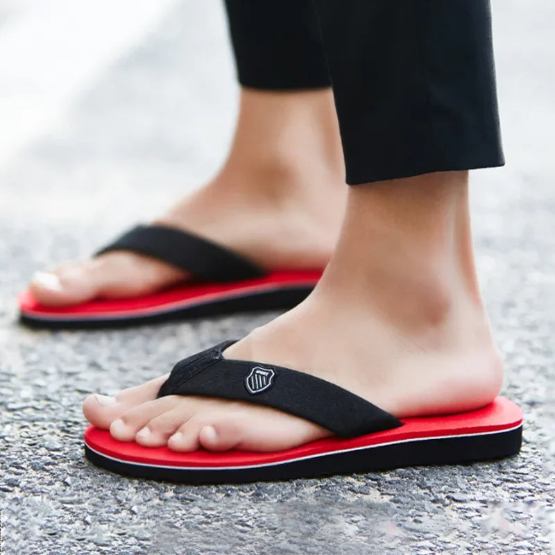 High Quality Summer Slippers Men Flip Flops Beach Sandals Non-Slip Casual Flat Shoes Slippers Indoor Shoes Men Outdoor Slides Qme