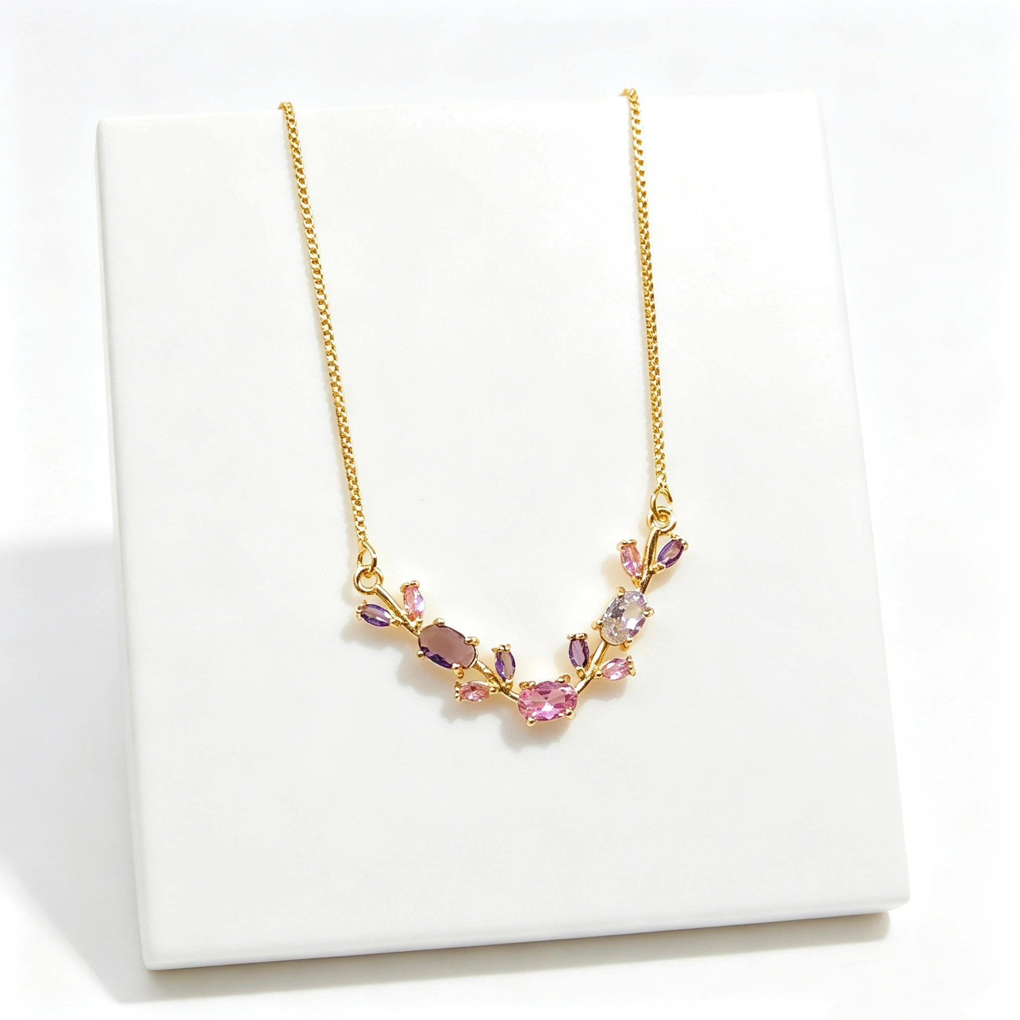 Light Luxury Pink Green Rhinestone Tulip Leaf Vine Flower Necklace Temperament Clavicle Chain Fashion Party Jewelry for Women Qme Colorful 45cm