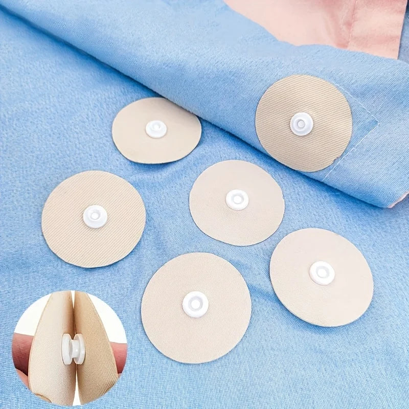 10/20 pairs of round non-ironing quilt snaps and pin clips to keep the quilt firmly positioned within the quilt cover. Qme