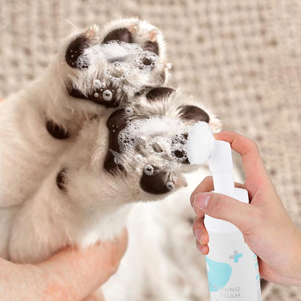 200ml Gentle Pet Paw Cleaning Foam No Rinse Dog Cat Foot Cleaner Spray Claw Care Hygiene Wash Free Cleaning Supplies for Pets Qme
