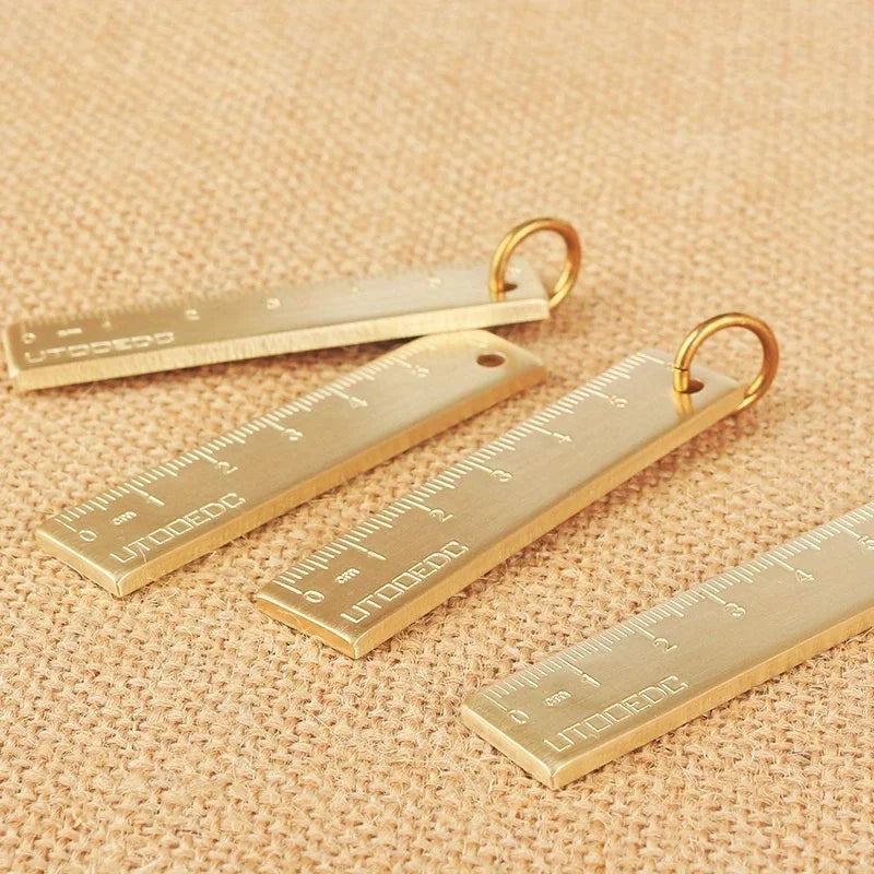1pc Thickened Miniature 2.36inch Pure Brass Metal Ruler With Keychain And Number Plate Pendant Happy Face Design Qme