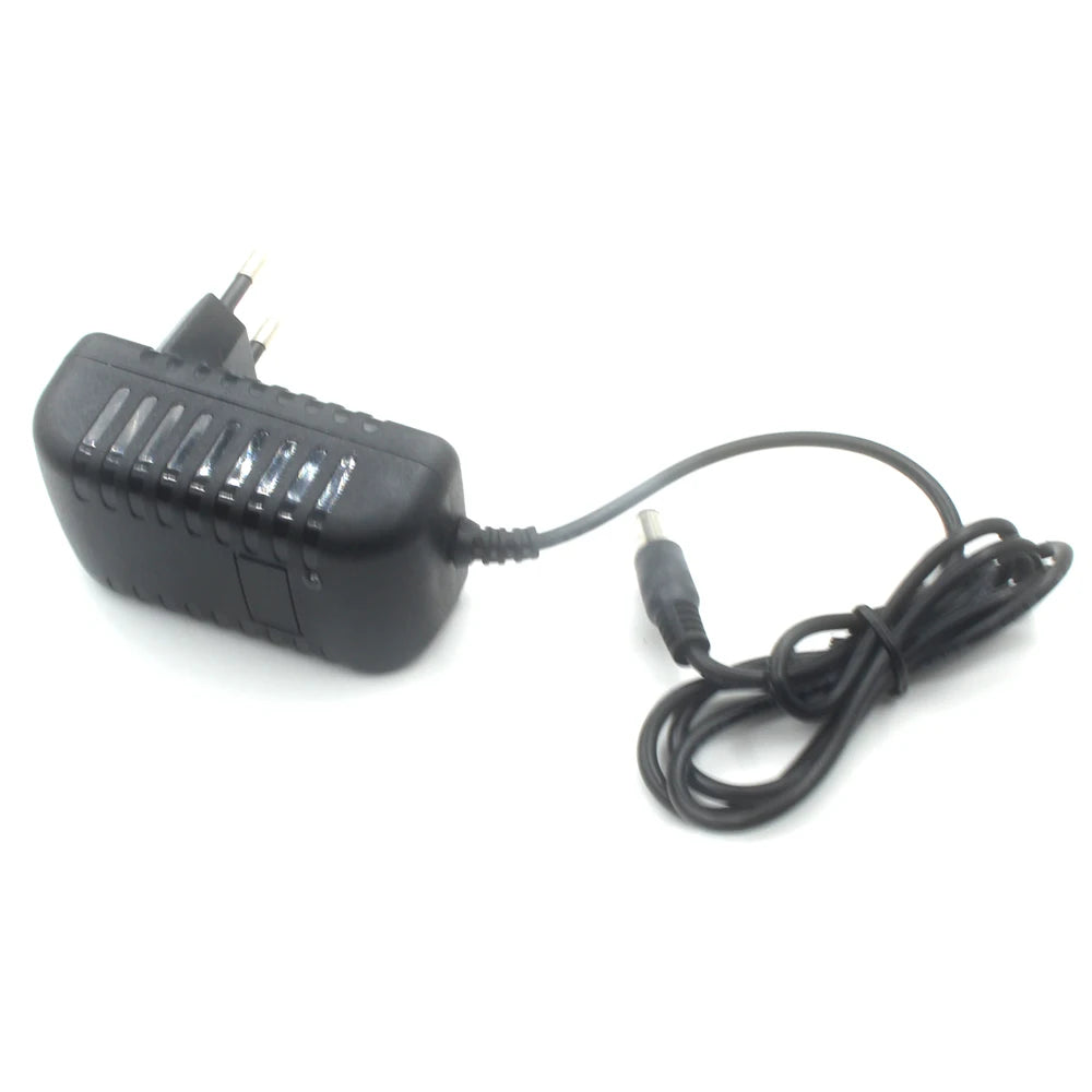 DC Power 21V 2A 18650 Lithium Battery Charger 18V 0.5A 1A 2A 4 Series Li-ion Battery Pack 5.5mm x 2.1mm With clip Qme DC5.5-2.1MM EU PLUG 2A