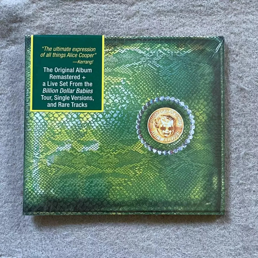 Vintage Rock Remastered Compilation CD Snake Skin Texture Emblem Design High-Fidelity Live Performance Audio Disc for Rock Fans Qme