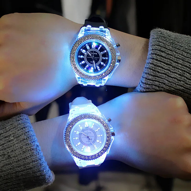 led Flash Luminous Watch Personality trends students lovers jellies woman men's watches 7 color light WristWatch bayan kol saati Qme