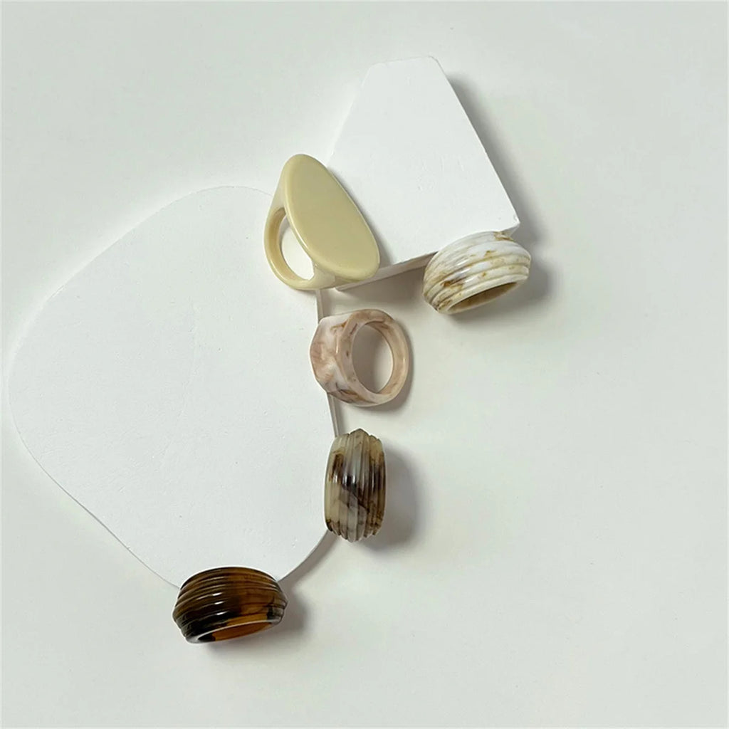 Fashion Colorful Clear Resin Oval Rings Acrylic Water Droplets Shape Women Girls Travel Summer Jewelry Ins Hip Hop Rings Women Qme