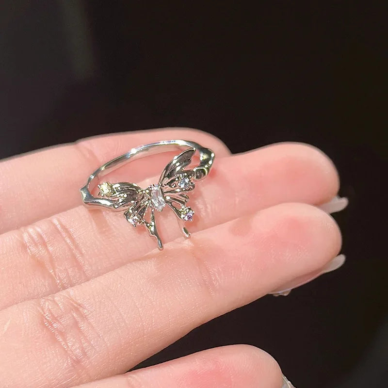 Luxury Sliver Color Zircon Multi Butterfly Open Ring for Women Exaggerated Personality Adjustable Finger Ring Wedding Jewelry Qme 7 resizable