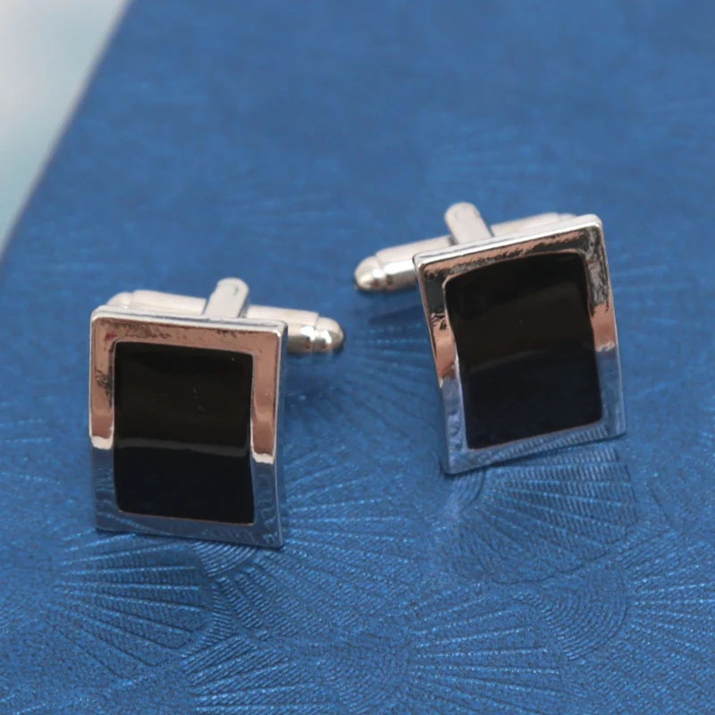 Novelty Luxury White Crystal Cufflinks for Mens Women High Quality Design Cuffbutton Shirt Jewelry Tie Accessories Qme Antique Gold Plated