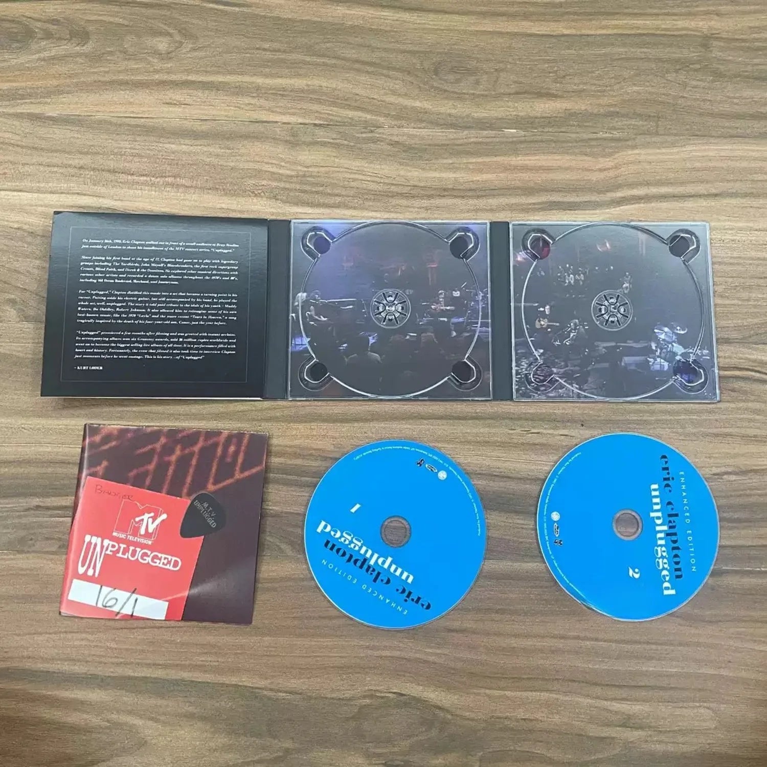 Acoustic Live Guitar Performance CD, Album "Unplugged", Blues Rock Style Rendition, High-Resolution Remastered Version Qme