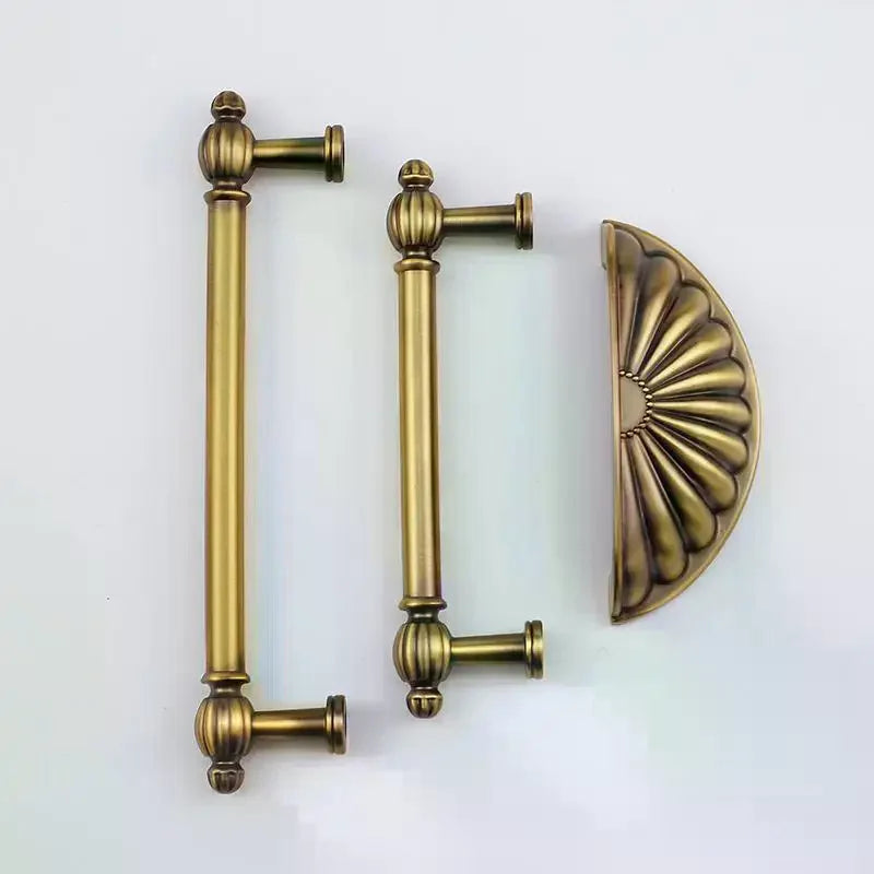 French-style Vintage Brass Handles For Wardrobe Doors Drawers Cabinets Shoe Cabinets And Furniture In Antique Bronze Color Qme