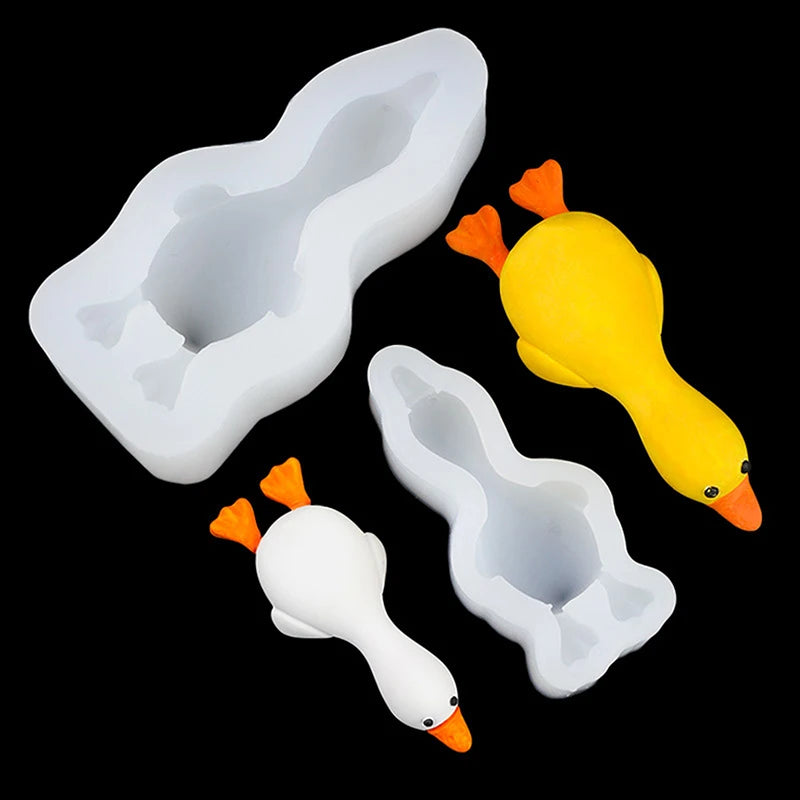 3D Cute Duck Form Silicone Mold DIY Scented Candle Plaster Soap Polymer Clay Resin Mould Handmade Baking Chocolate Cake Mold Qme