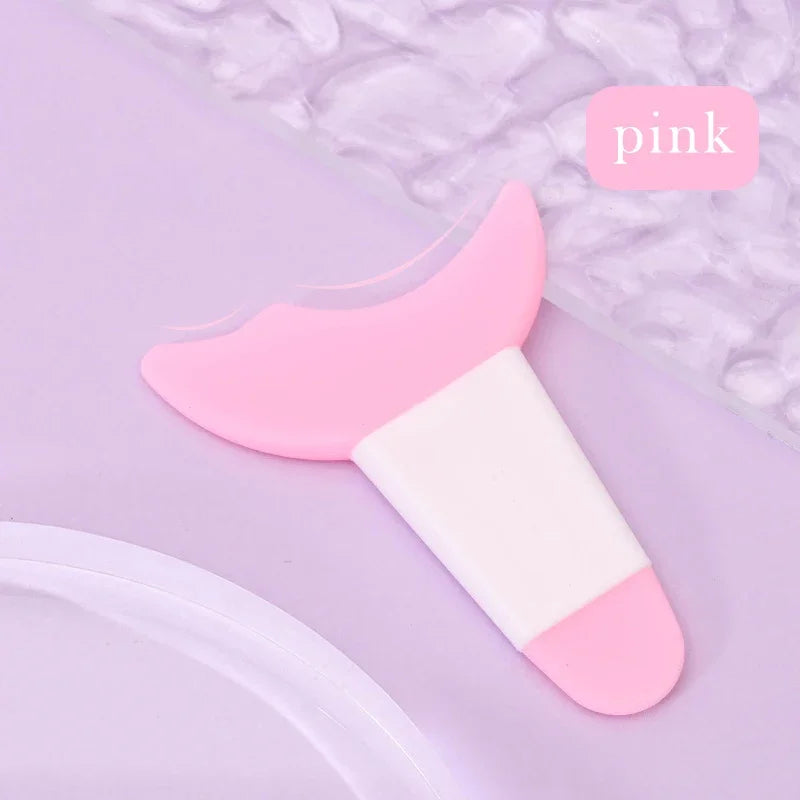 Silicone Eyeliner Stencil Tool Reusable Winged Eye Makeup Guide Qme 1pcs pink