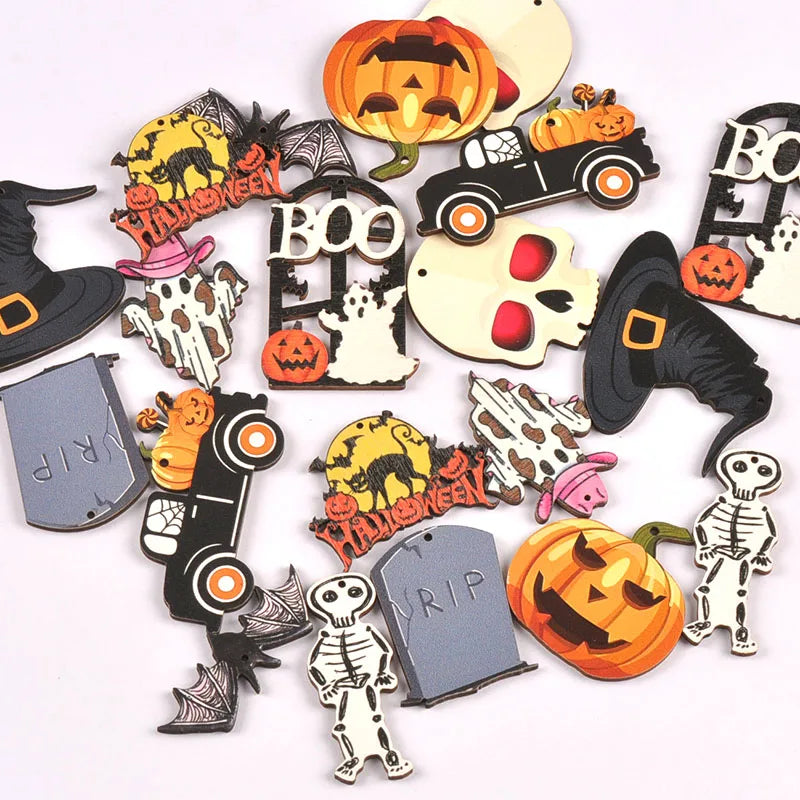 10pcs 18-60mm Creative Witch/Pumpkin/Bat Wooden Pendant Hanging Decortaions DIY Crafts Halloween Ornaments Party Decor Home Gift Qme
