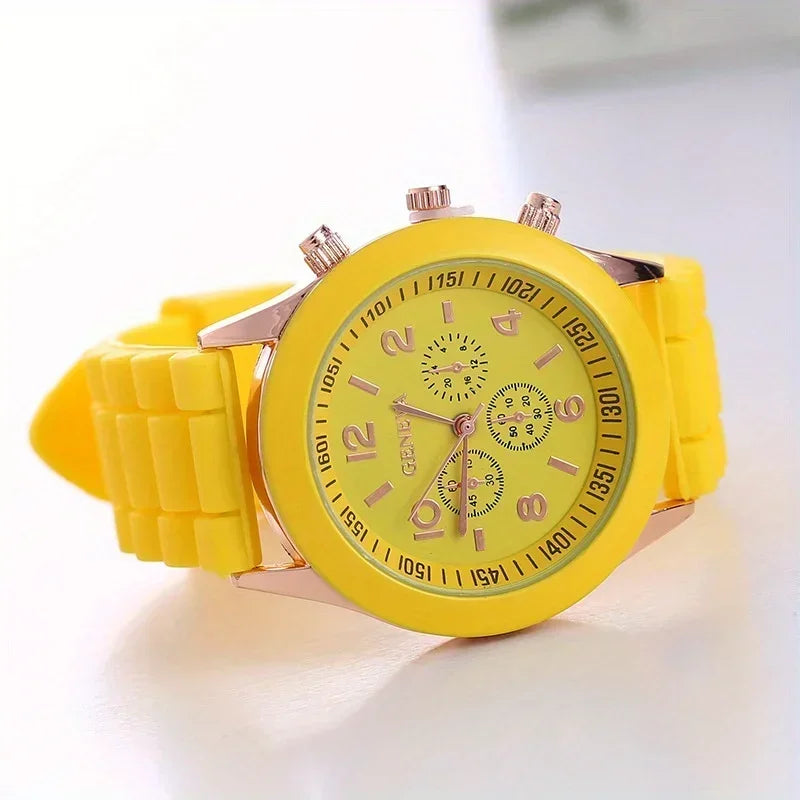 Stylish Round Pointer Quartz Watch, Triple Dial Silicone Watchband Sports Wristwatch For Women And Men, Ideal choice for Gifts Qme