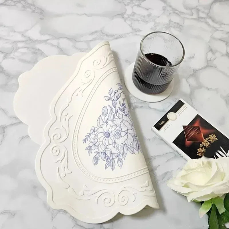 Silicone Placemat European Style Retro Embossed Large Lace Table Mat Non-slip Placemat Non-slip Insulation Mat for Desktop Qme