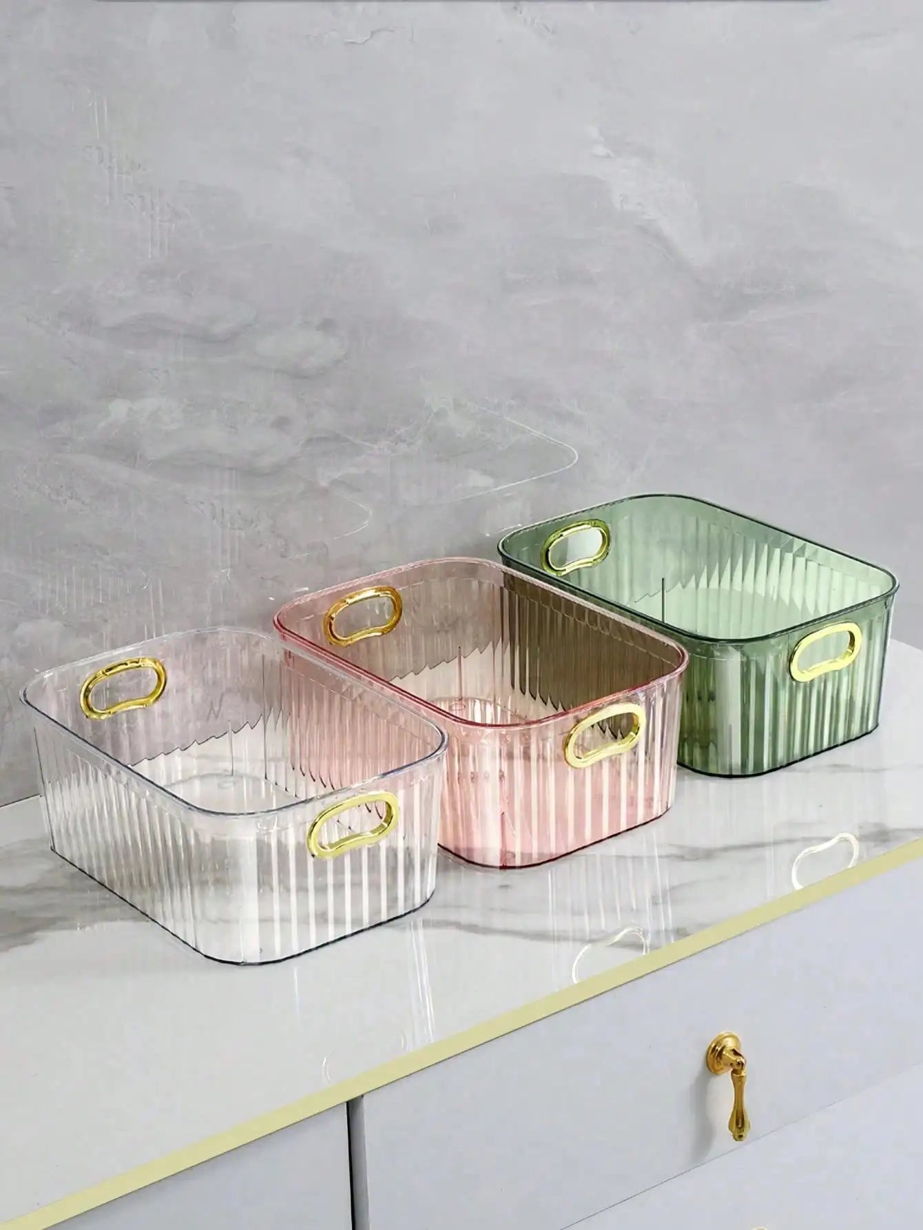 Luxury Transparent Cosmetic Storage Box Sturdy Thick Clear Plastic Qme