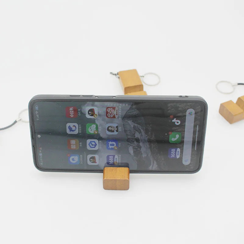 Bamboo Wood Phone Stand With Keychain Mini Portable Cell Phone Holder Universal Desk Smartphone Bracket Key Ring Accessory Qme