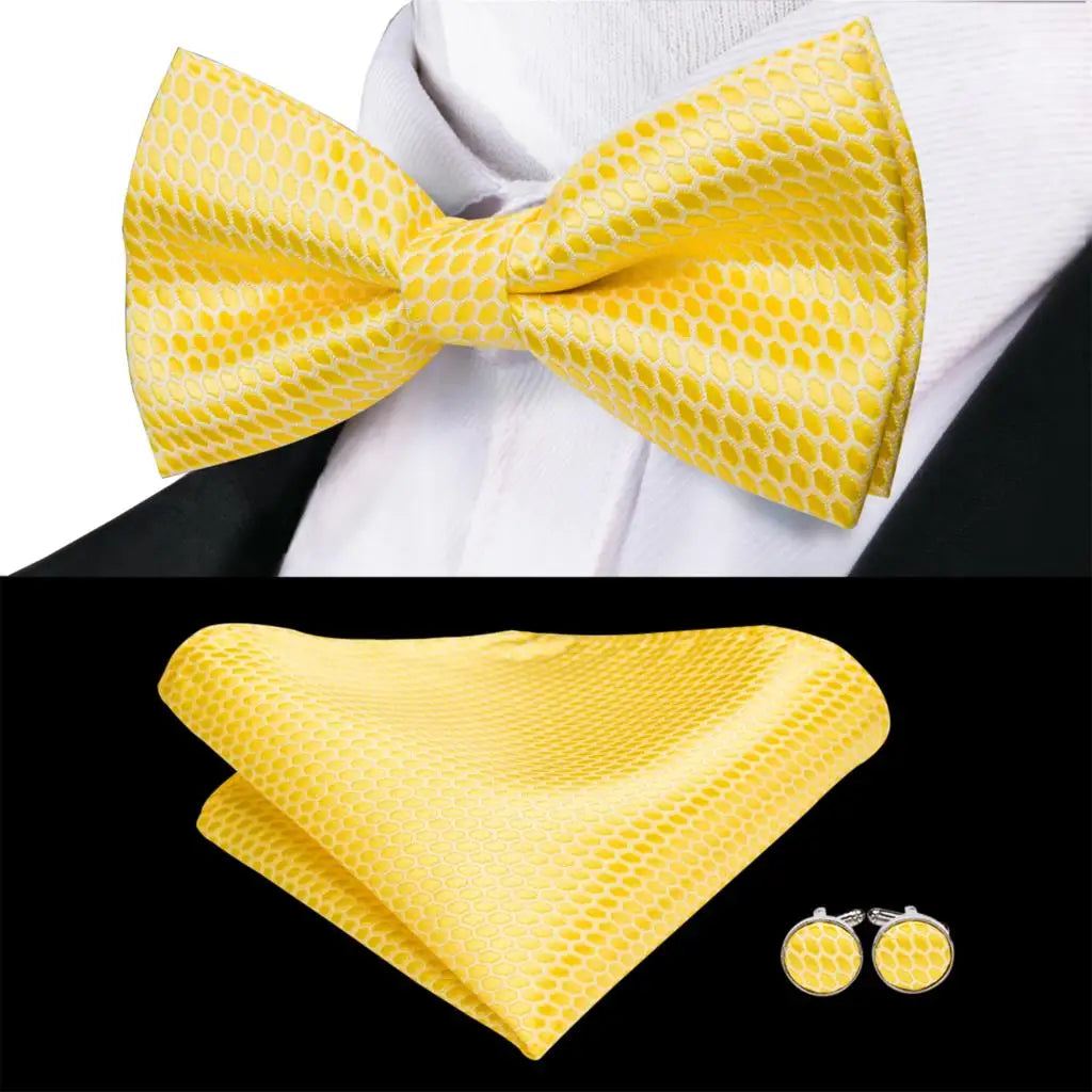 Beige Champagne Gold Mens Bow Tie Hanky Cufflinks Set Jacquard Floral Pre Tied Butterfly Bowtie for Male Wedding silk Business Qme LDLH0770