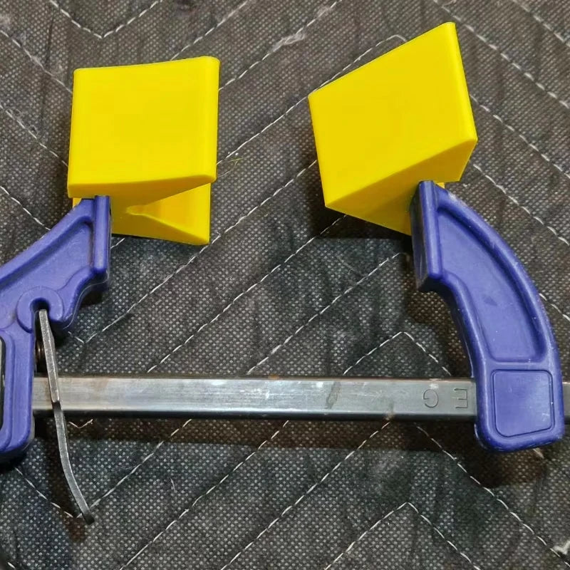 Quick Clamp Angle Adapter Engineered to Work with 2026 Series Quick Clamps, Providing Angled Grip for Woodworking And Projects Qme