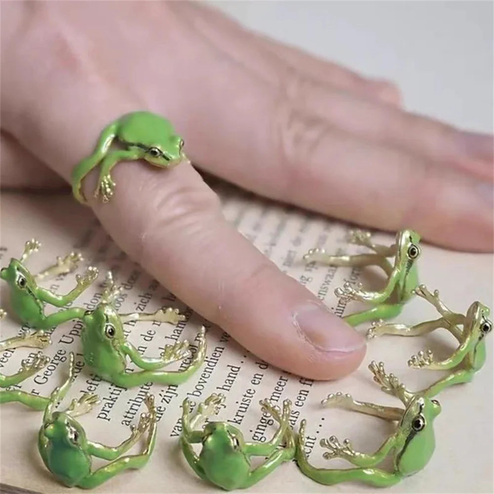 New Green Funny Frog Ring Cute Green Blue Adjustable Animal Ring Suitable for Adult Children Qme