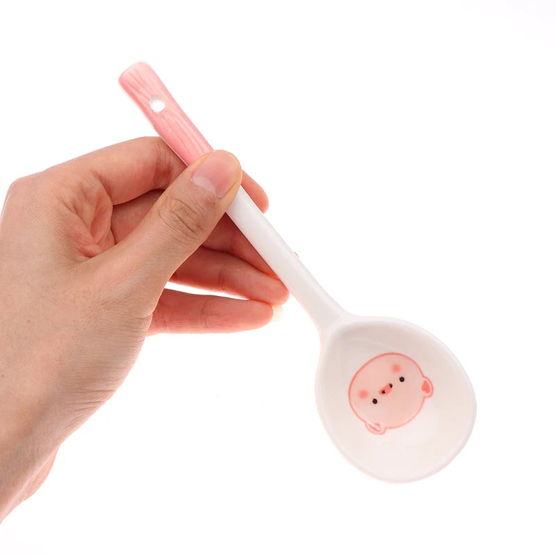 1Pc Kawaii Pig Ceramic Soup Spoon Cute Ice Cream Hand Painted Coffee Dessert Long Handle Spoon Kitchen Accessories. Qme
