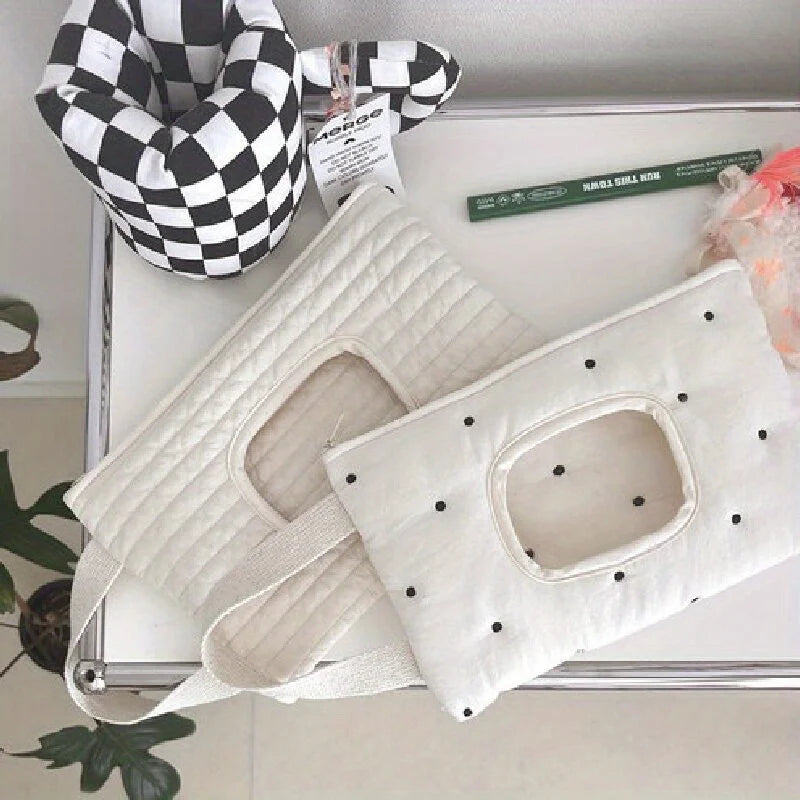 Paper towel box, cute little cart-shaped paper towel bag, portable pull-out flap-style paper towel storage box. Qme