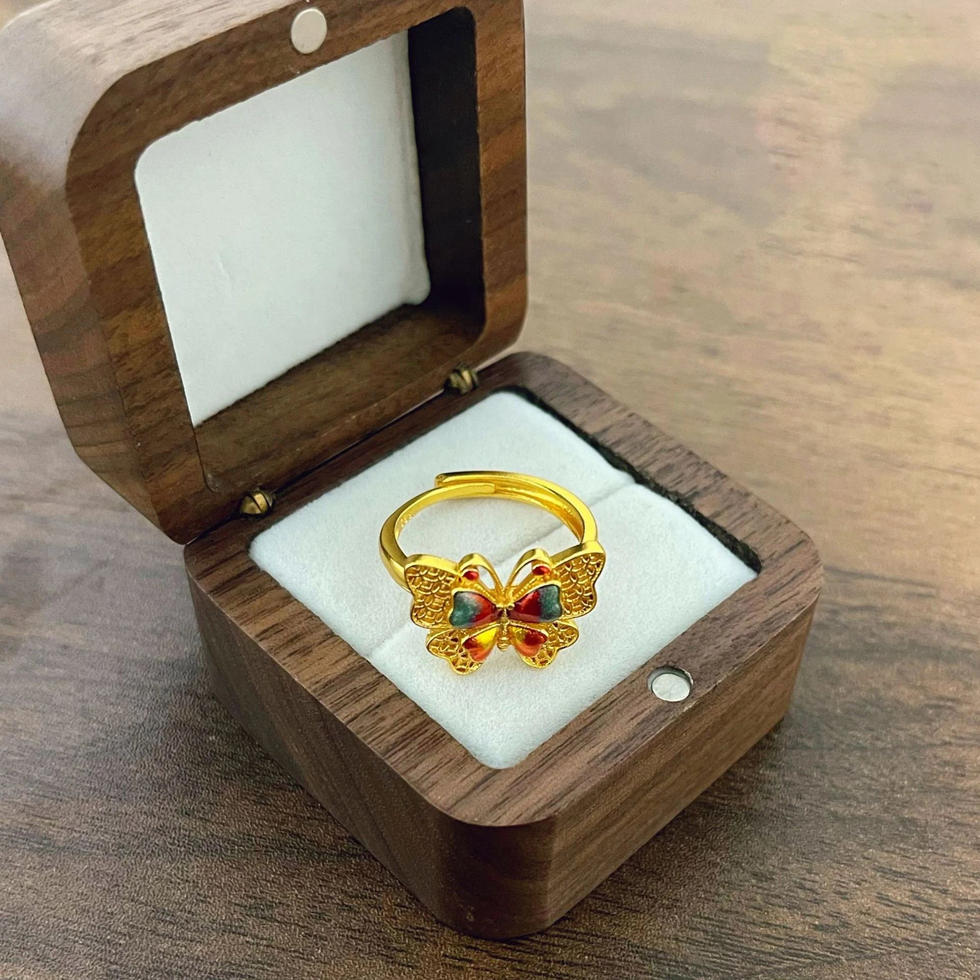Ancient Fasha Gold Enamel Color Hollow Out Flower Thread Colorful Butterfly Ring for Women Adjustable Party Jewelry Wholesale Qme