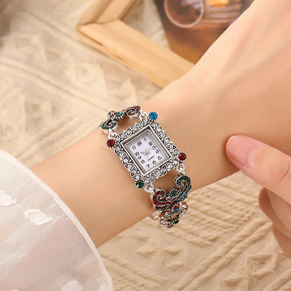 New Women's Watch Bracelet, Women's Watch Color Diamond Full Diamond Fashion Compact Steel Belt Qme 4