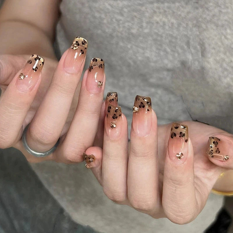 Leopard Print Fake Nails Art French Polka Dot False Nails Charms Long Pointed Press on Nails Manicure Tools Qme