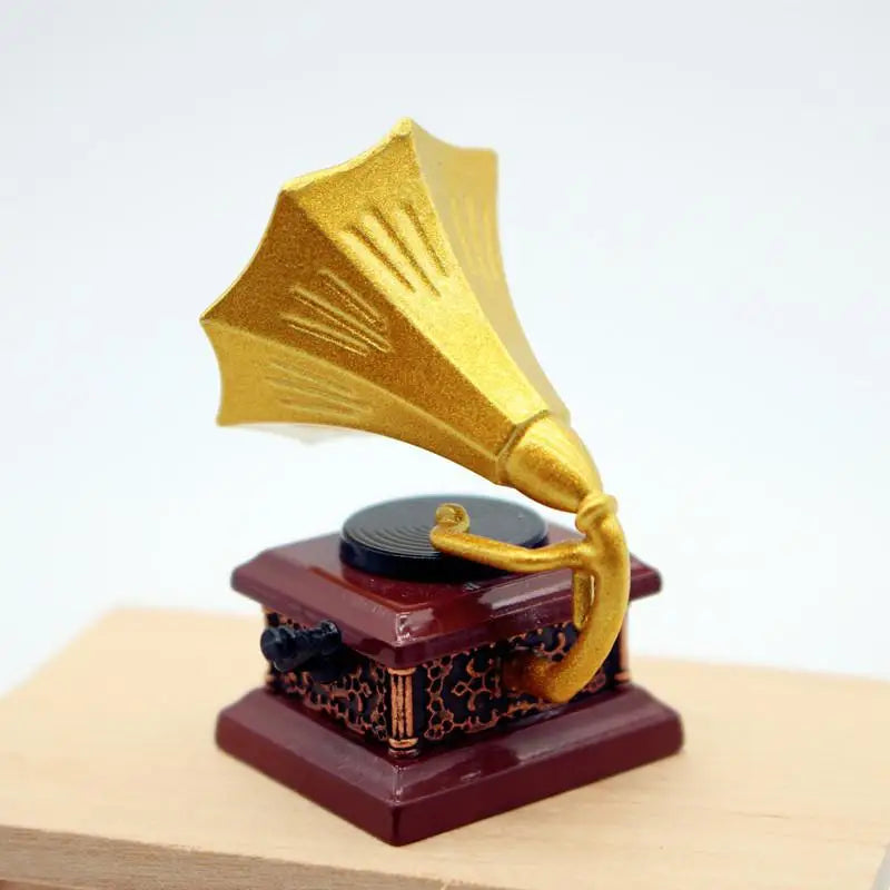 Dollhouse Vintage Phonograph Miniatures Model Living Room Accessor Qme