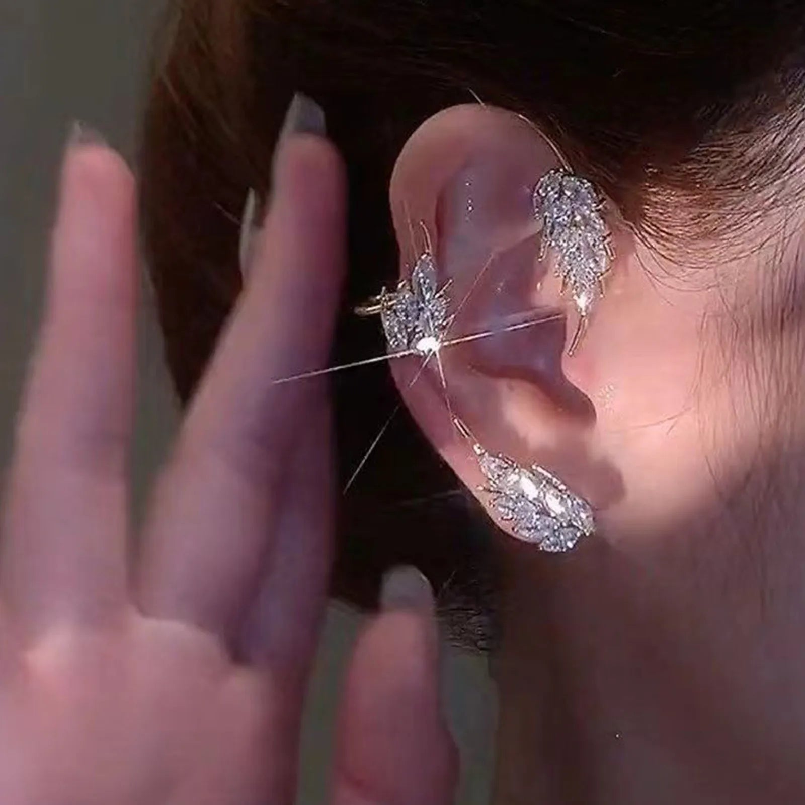 Alloy High-end Sense Exaggerated Fashion Luxury Irregular Leaf Earrings Without Piercing Ear Clip For Lady Performent Accessory Qme