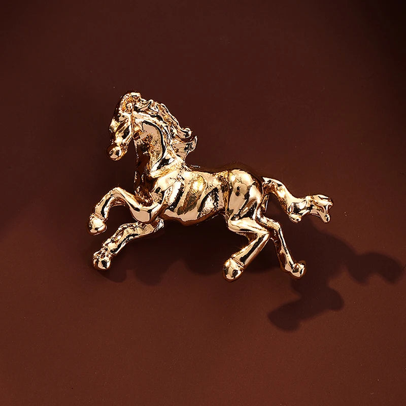 Classic Horse Brooches For Women Zodiac Animal Lapel Pins Casual Party Accessories New Year Gifts Friends Qme A3