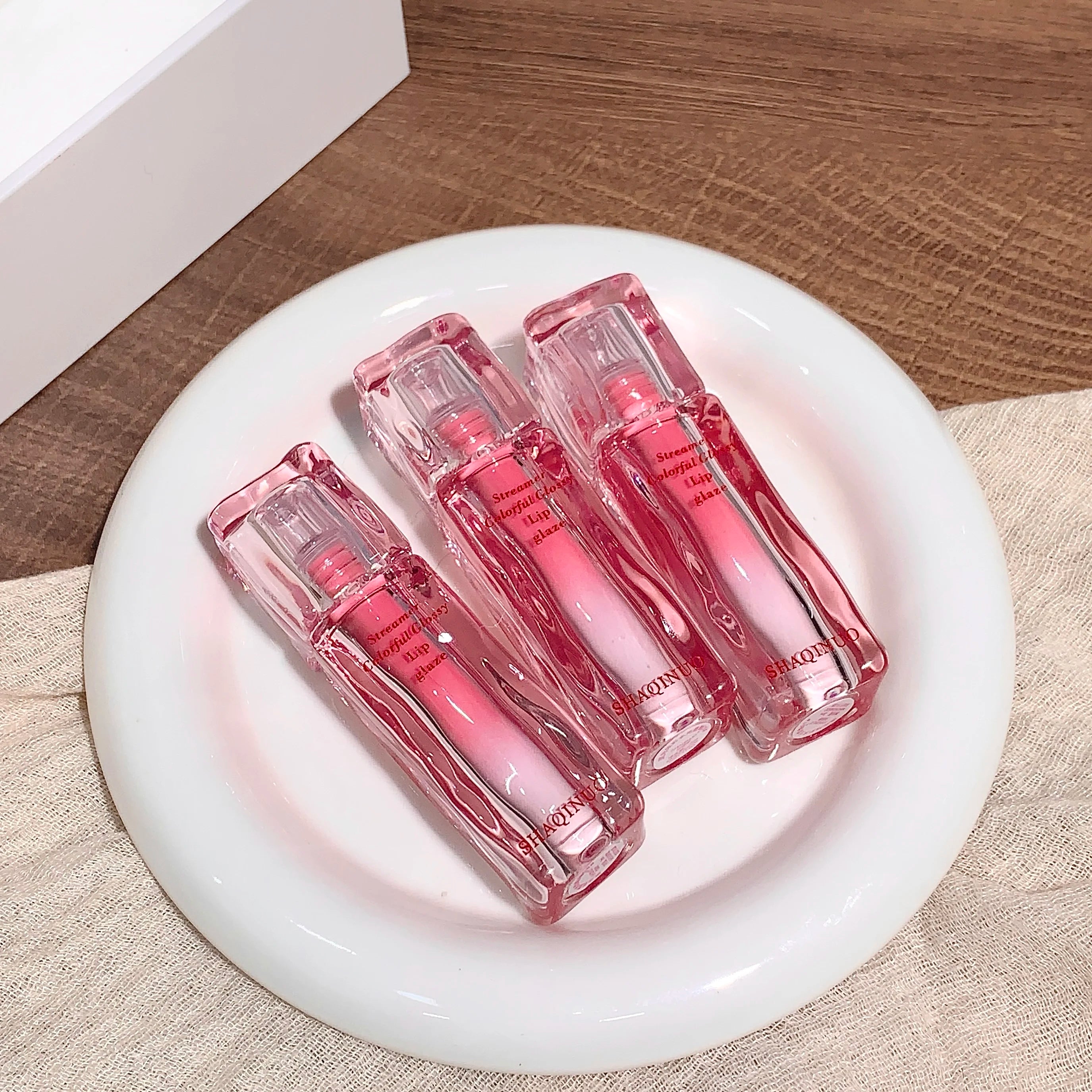 SHAQINUO Streamer Colorful Water Gloss Lip Glaze Mirror Moisturizing Qme