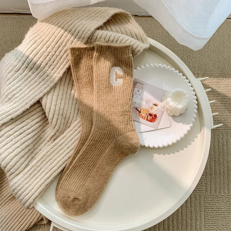 Luxury Women Wool Socks Warm Winter Thick Cashmere Casual Japanese Fashion Solid Color Comfortable Home Sock Long High Quality Qme Khaki One Size