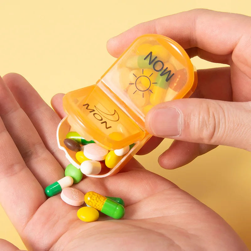 7 Days 14 Grids Pill Organizer Portable Weekly AM PM Medicine Case Qme