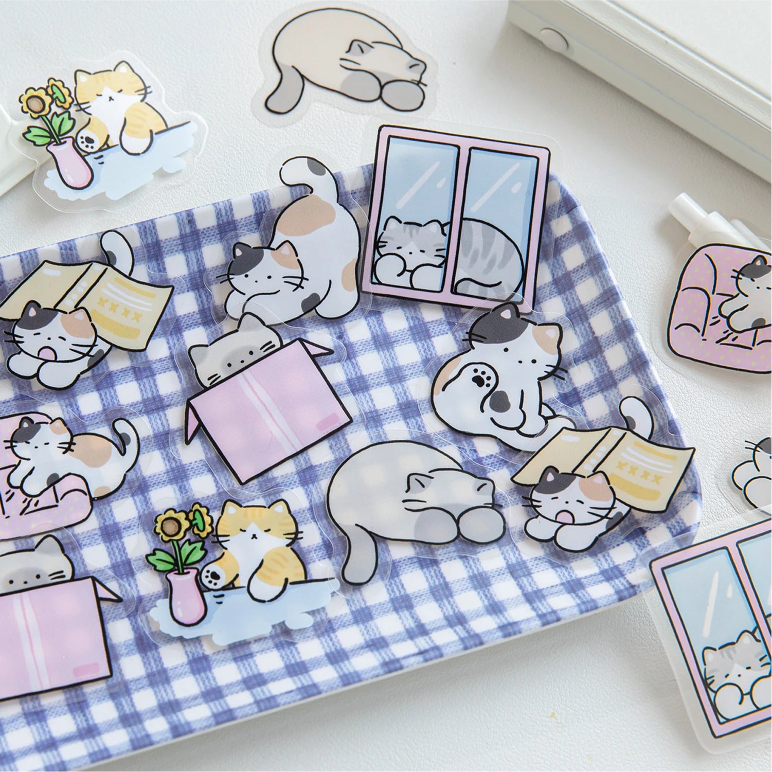 80 Sheets/4Bag Cute Pet Life Theme PET White Ink Stickers, Suitable for DIY, Scrapbooking, Phone Cases, Notebooks & Other Decor Qme
