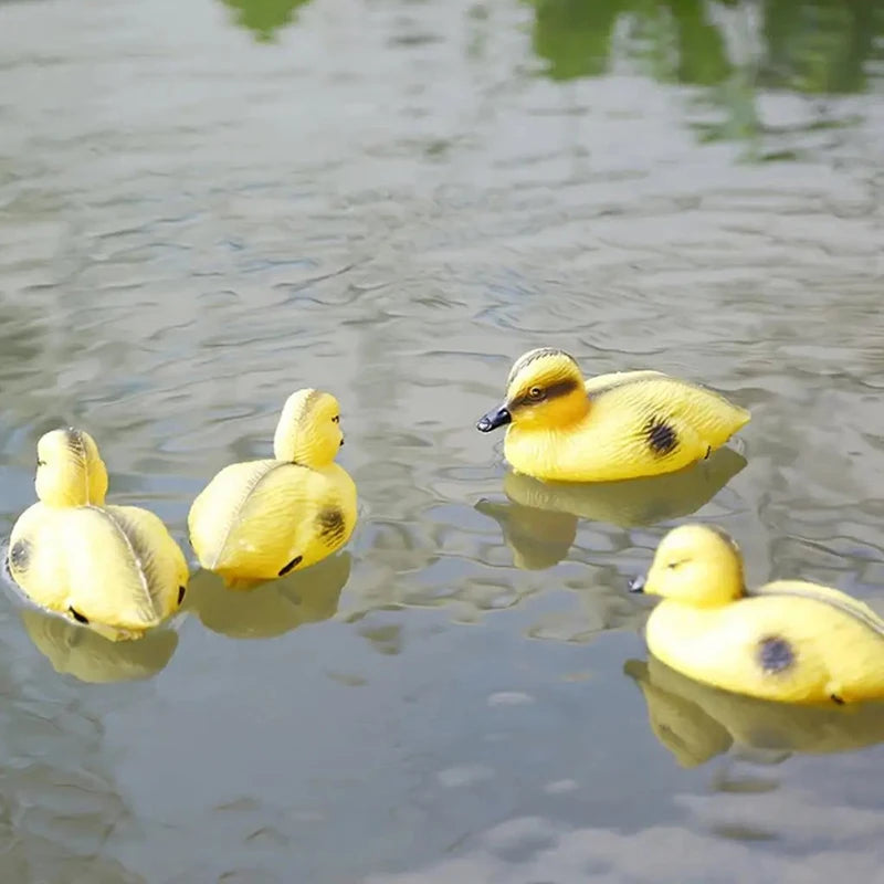 Floating Duck Ducklings Pond Statue Ornament Plastic Decoy Decorative Qme